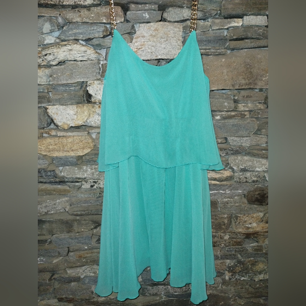 Explosion green aqua dress, flowy fabric, gold chain straps, size 6 - Picture 4 of 8